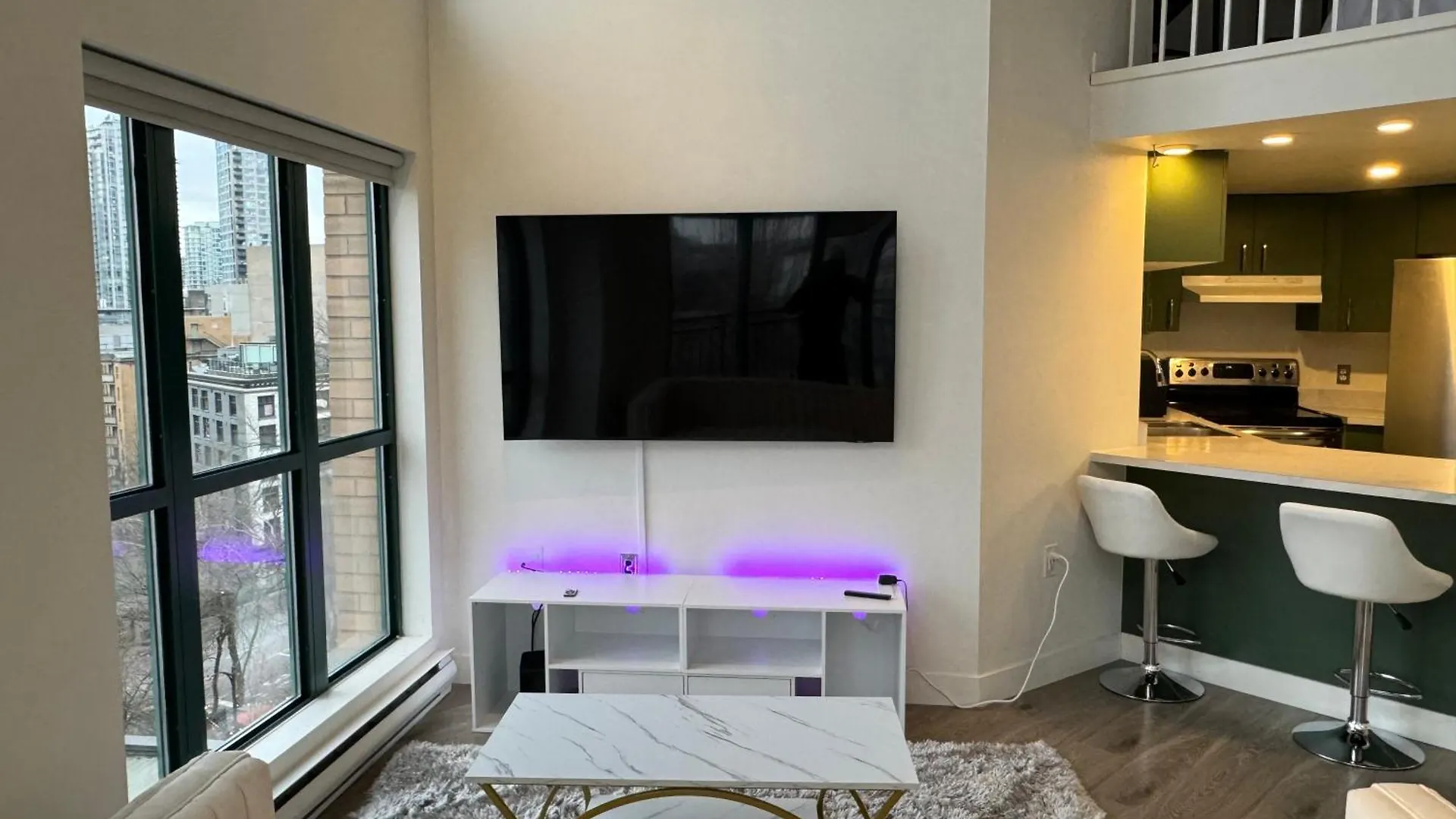 Luxury Loft In Downtown Vancouver 아파트