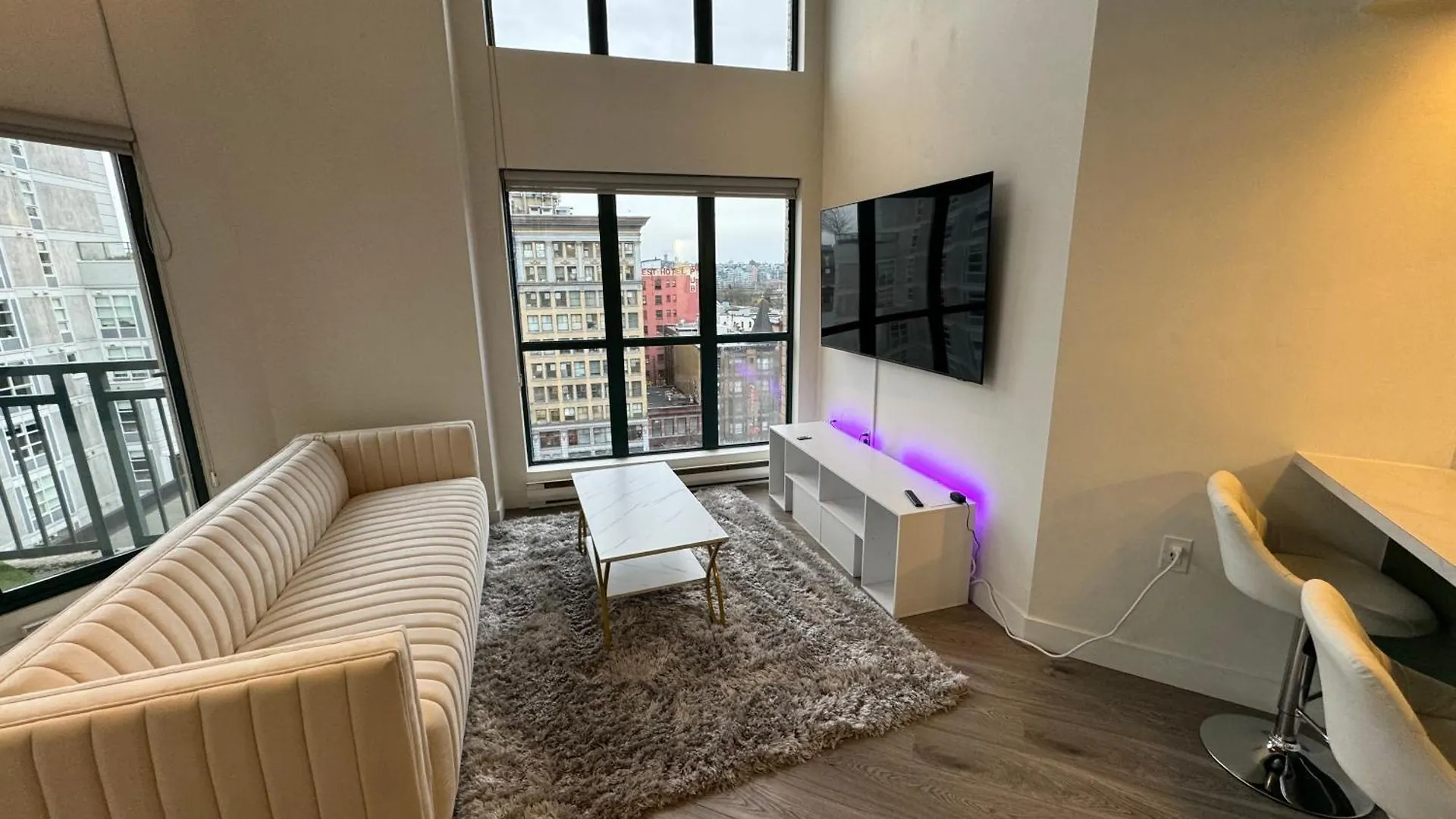 Luxury Loft In Downtown Vancouver 아파트 0*,  캐나다